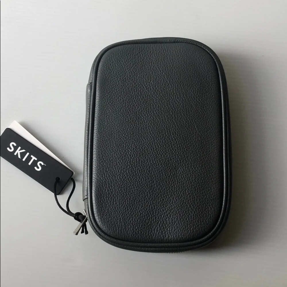 Skits gray clever Tech Case Monaco Leather